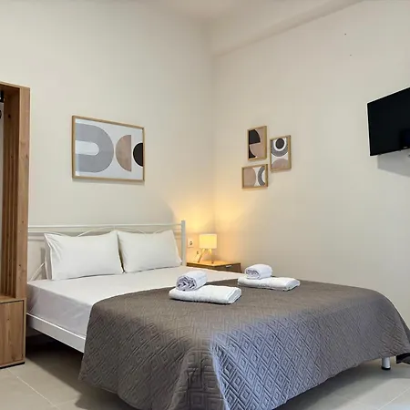 Homea - 100m From The Appartamento Siviri